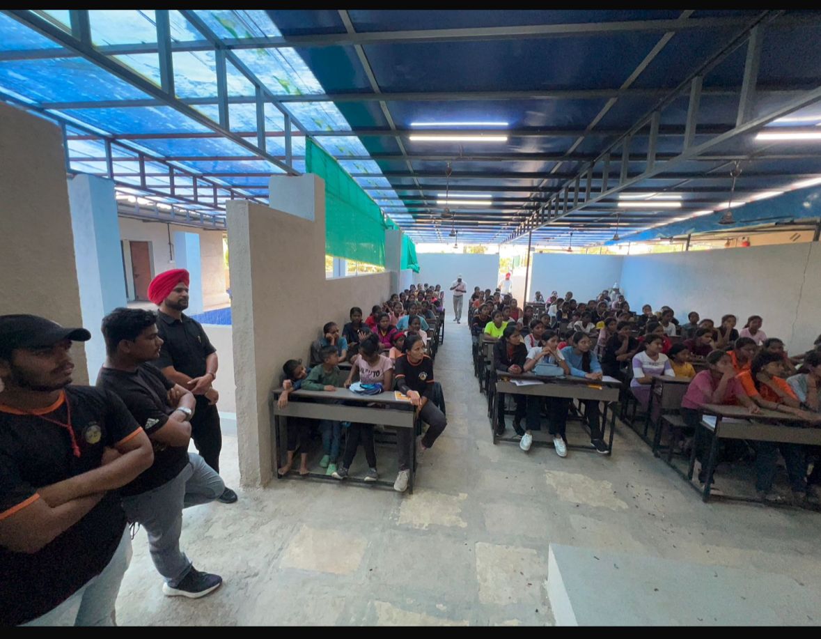 Swarajya Rakshak Sanstha self-defence training session for girls in Pune